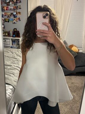 NWT MUEHLEDER open back flowy top